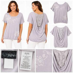 Daytrip Women’s Lavender Short Sleeve Embellished Back Sequin Top L